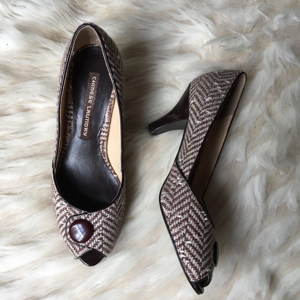 CHINESE LAUNDRY HEELS